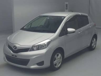 2011 Toyota Vitz