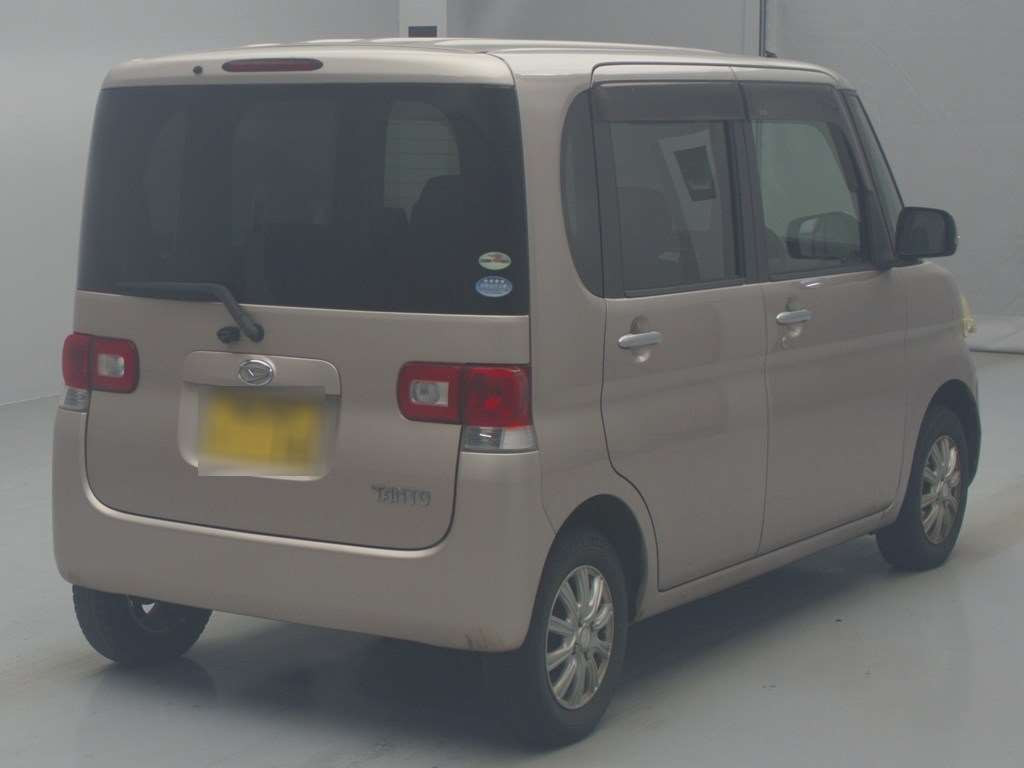 2010 Daihatsu Tanto L375S[1]