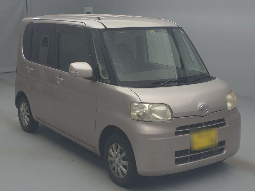 2010 Daihatsu Tanto L375S[2]