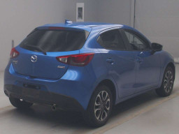 2016 Mazda Demio