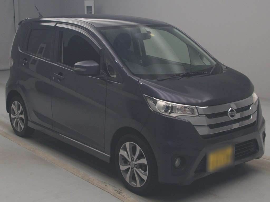 2014 Nissan DAYZ B21W[2]