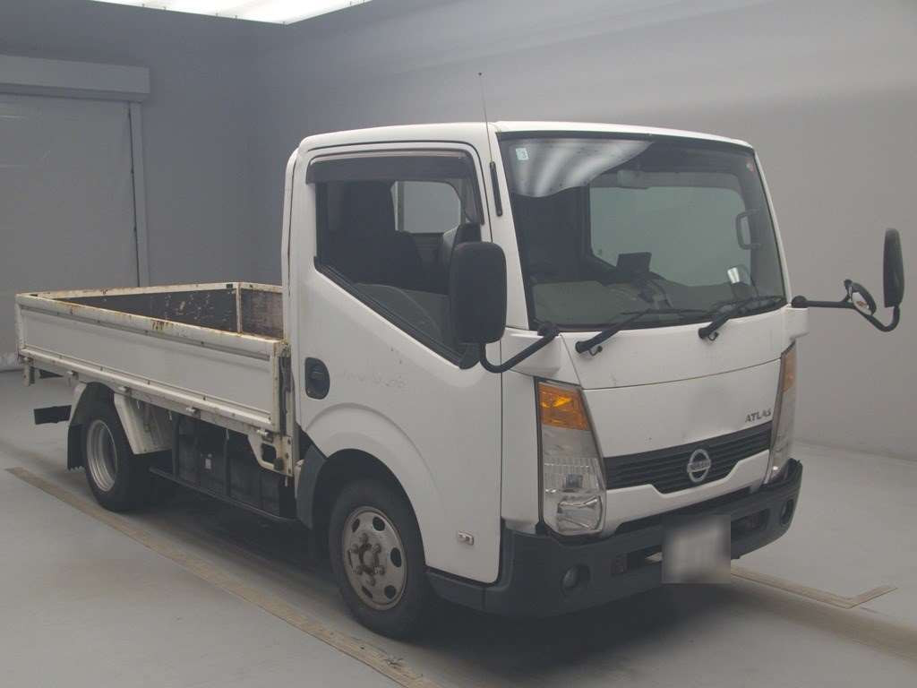 2010 Nissan Atlas SQ2F24[2]