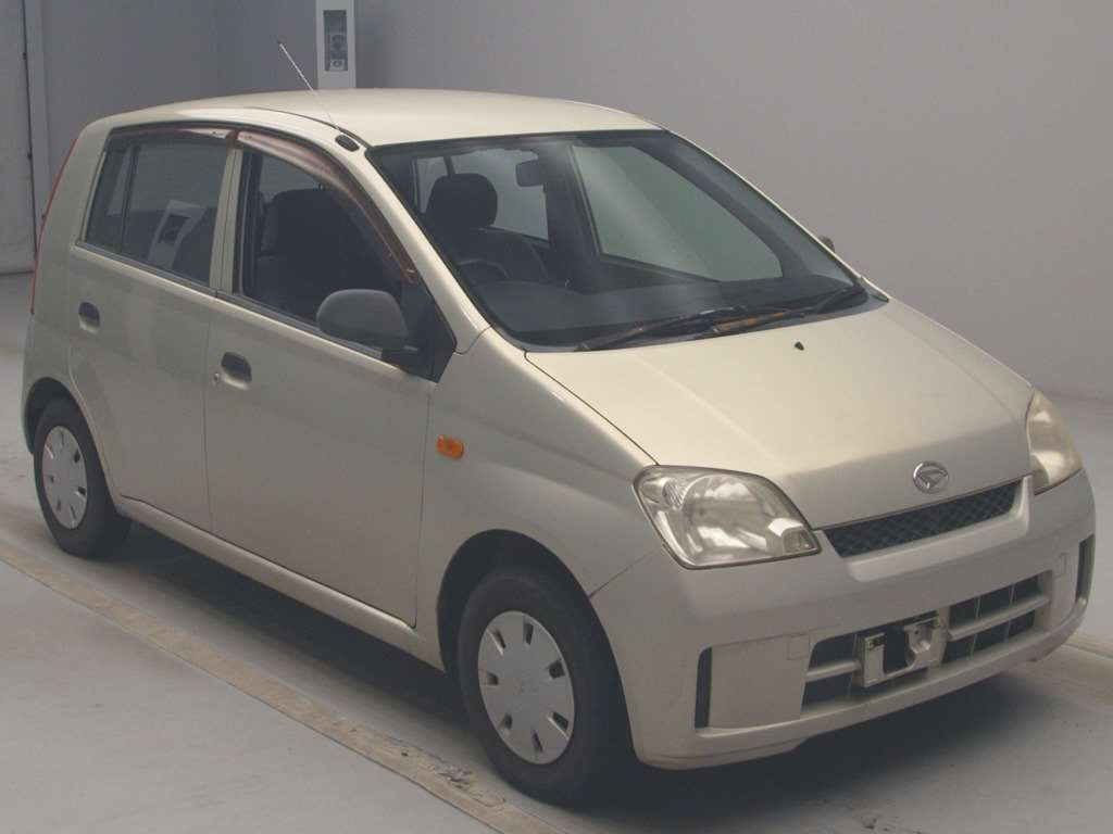 2004 Daihatsu Mira L250S[2]