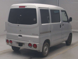 2001 Mitsubishi Minicab Van