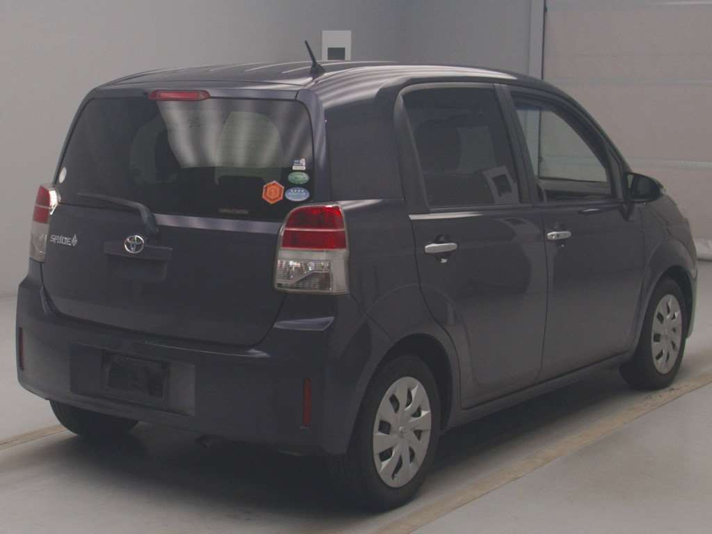 2014 Toyota Spade NCP141[1]