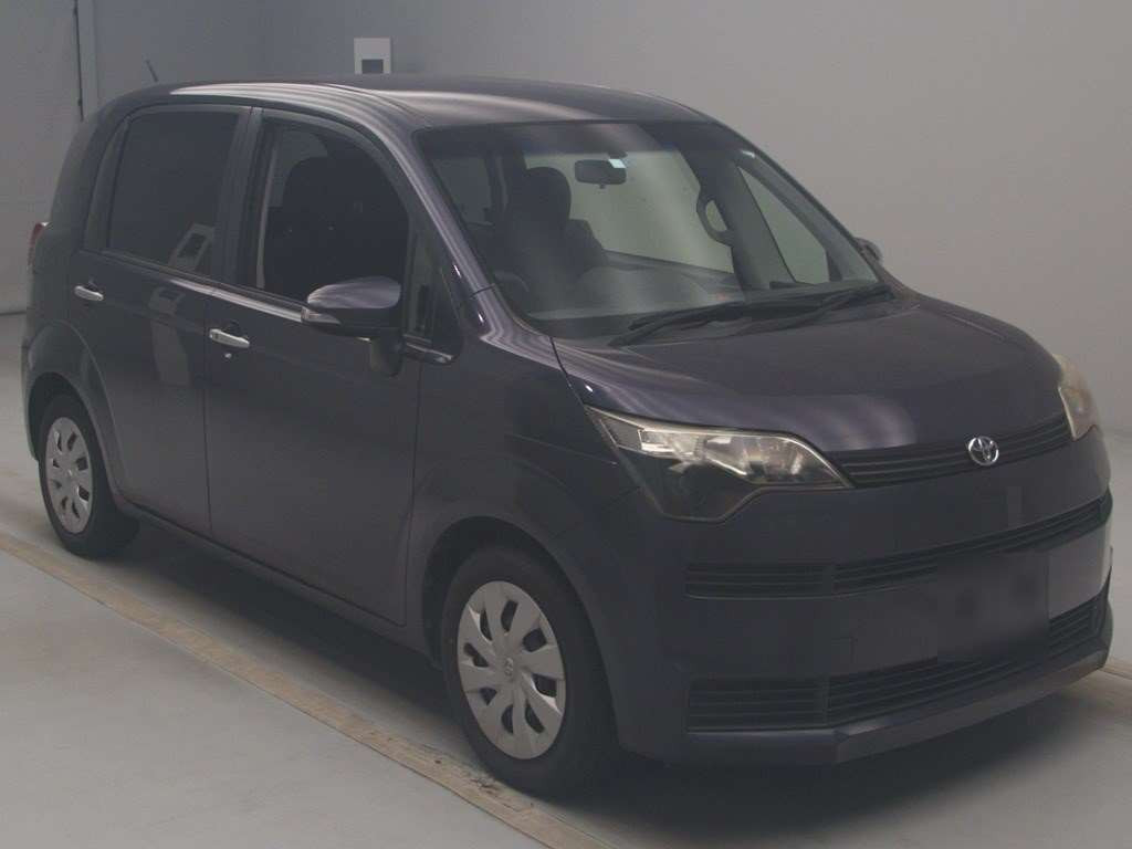 2014 Toyota Spade NCP141[2]