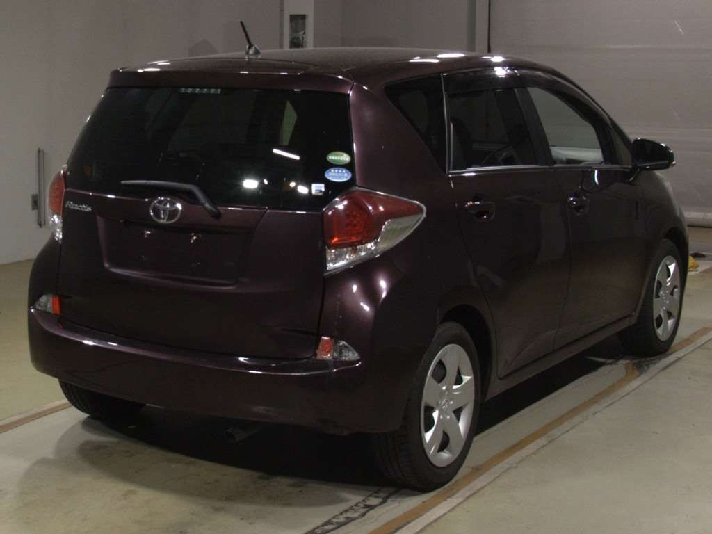 2015 Toyota Ractis NCP120[1]