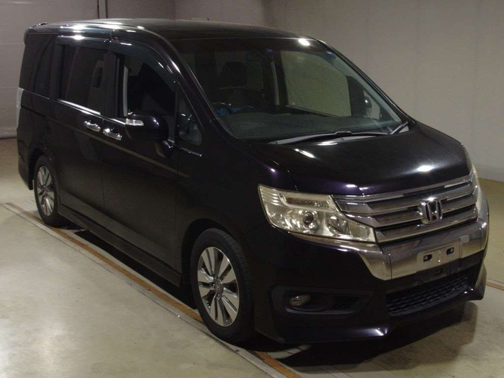 2013 Honda Step WGN Spada RK5[2]