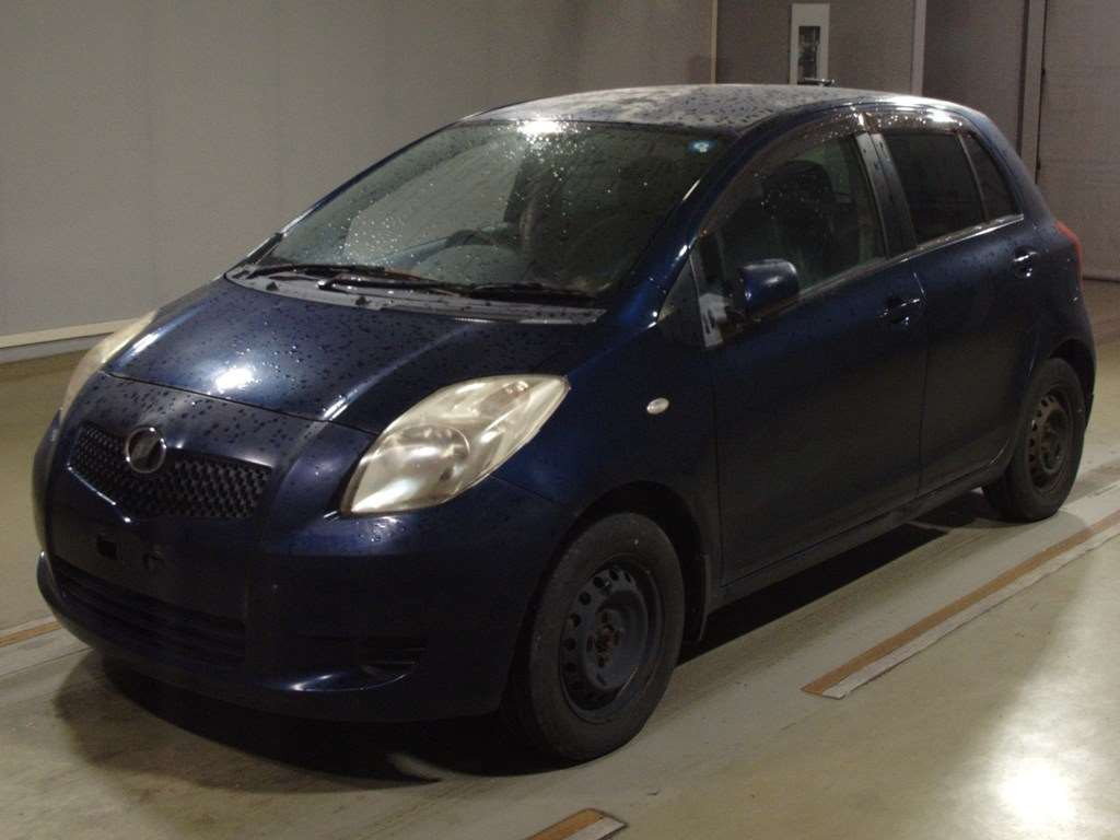 2005 Toyota Vitz SCP90[0]