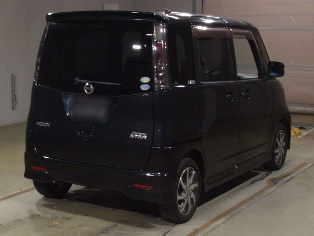 2010 Nissan Roox ML21S[1]