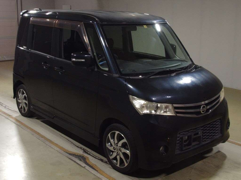 2010 Nissan Roox ML21S[2]