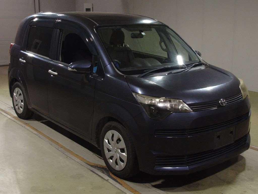 2012 Toyota Spade NCP141[2]