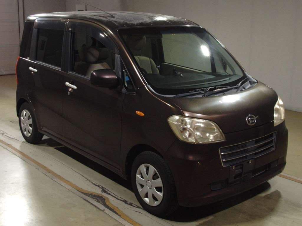 2010 Daihatsu Tanto exe L455S[2]