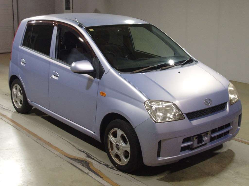 2004 Daihatsu Mira L250S[2]