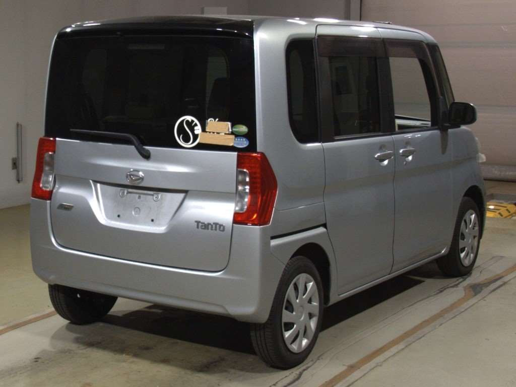 2014 Daihatsu Tanto LA600S[1]