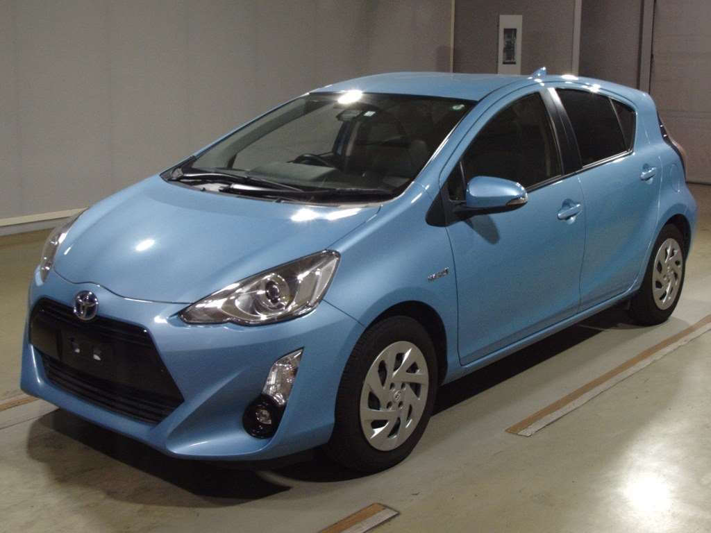 2016 Toyota Aqua NHP10[0]