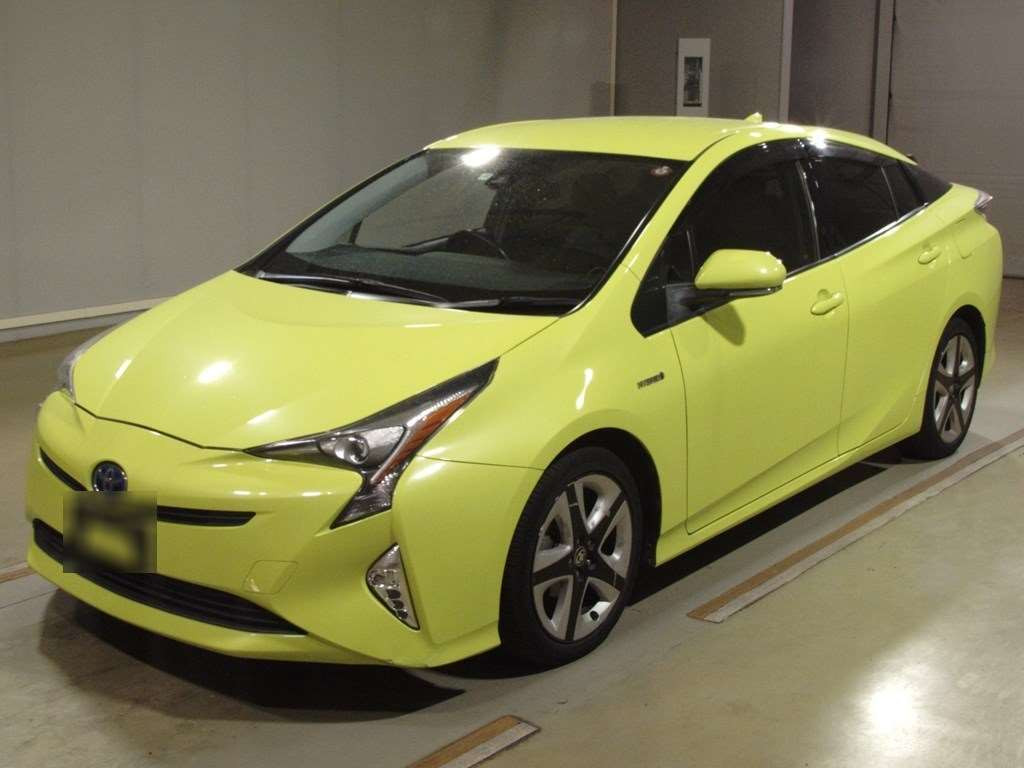 2015 Toyota Prius ZVW50[0]