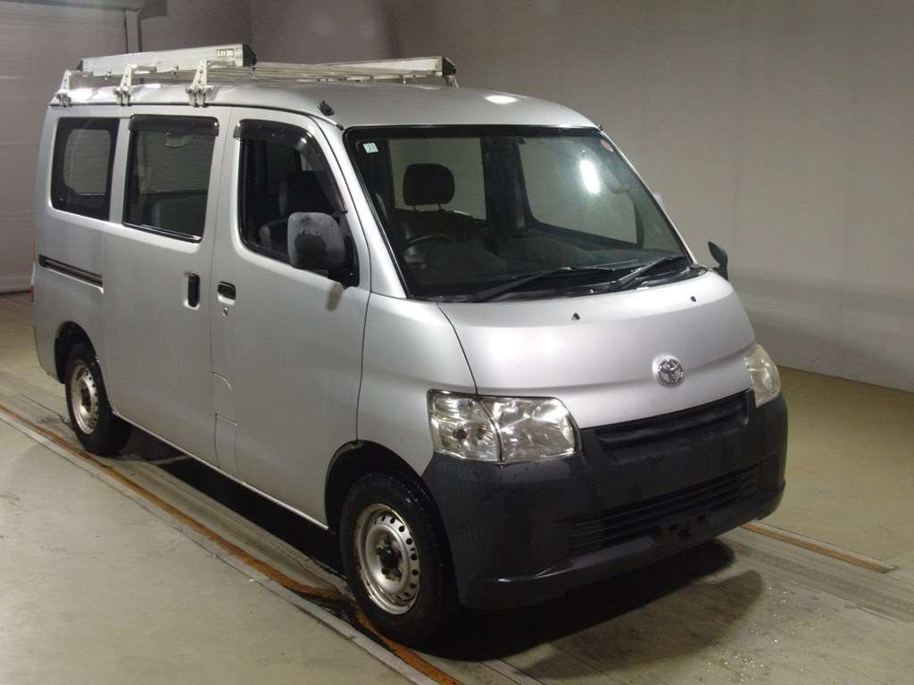 2015 Toyota Liteace Van S412M[2]