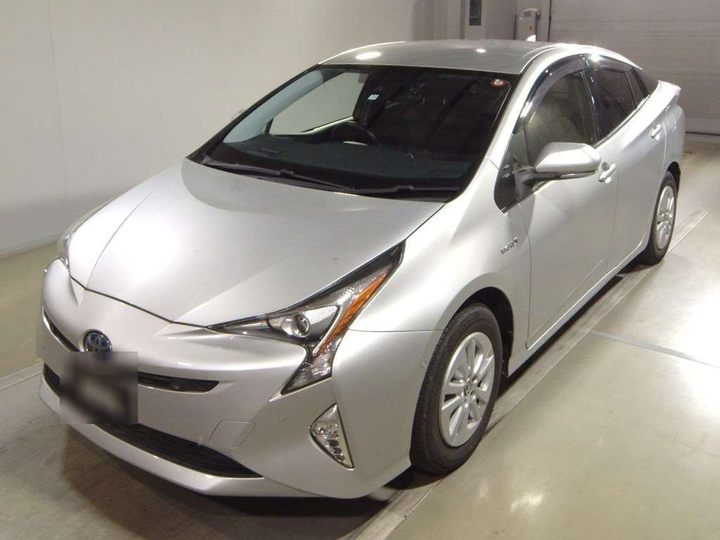 2017 Toyota Prius ZVW55[0]