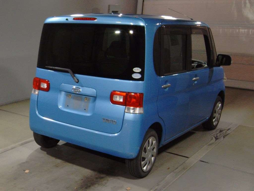 2011 Daihatsu Tanto L375S[1]