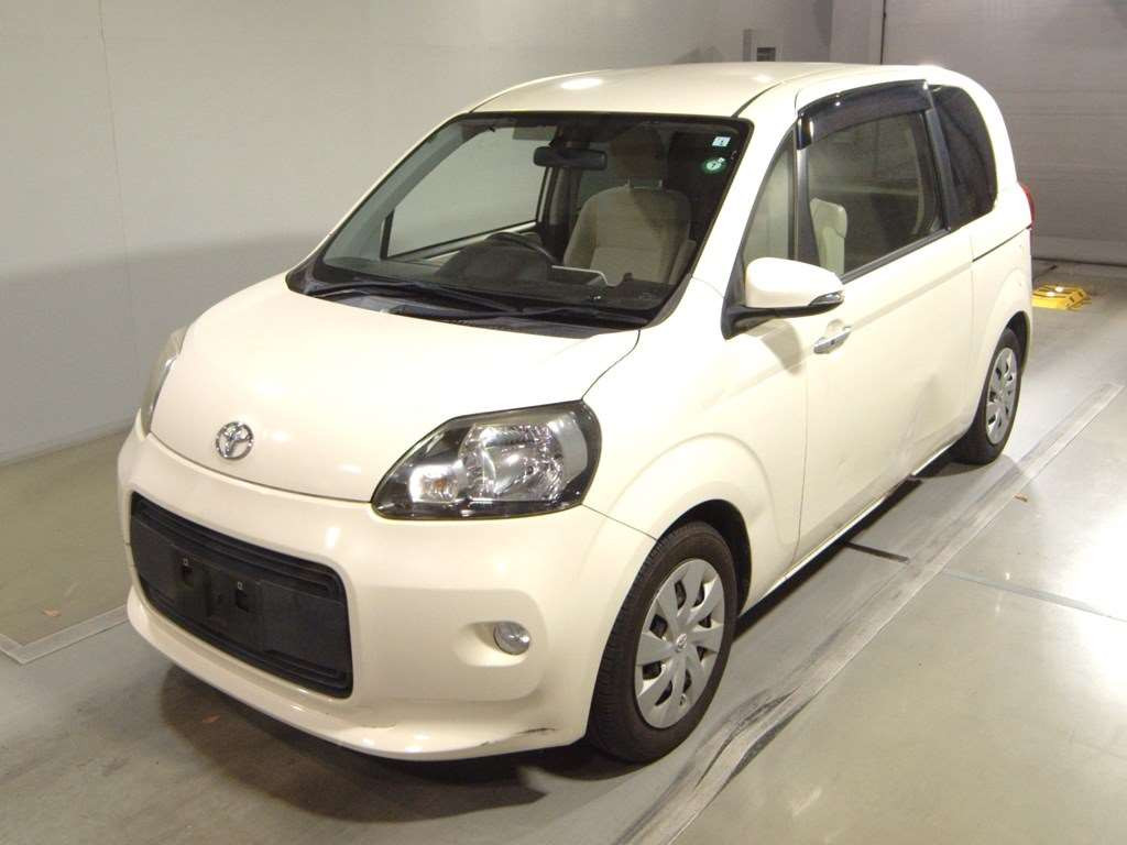 2014 Toyota Porte NCP141[0]