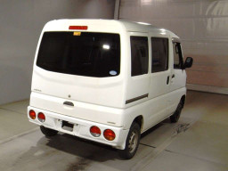 2010 Mitsubishi Minicab Van