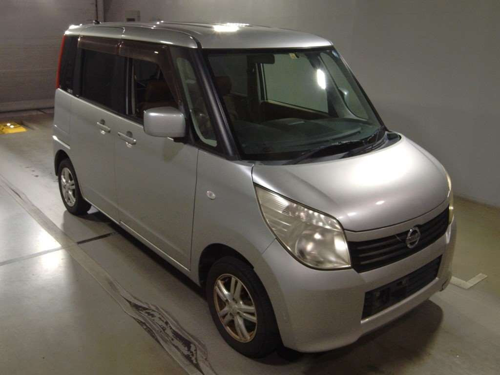 2011 Nissan Roox ML21S[2]