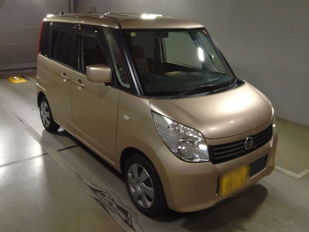 2010 Nissan Roox ML21S[2]