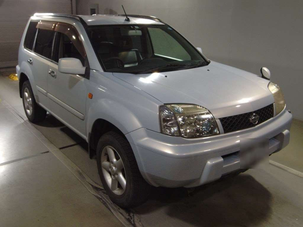 2003 Nissan X-Trail NT30[2]