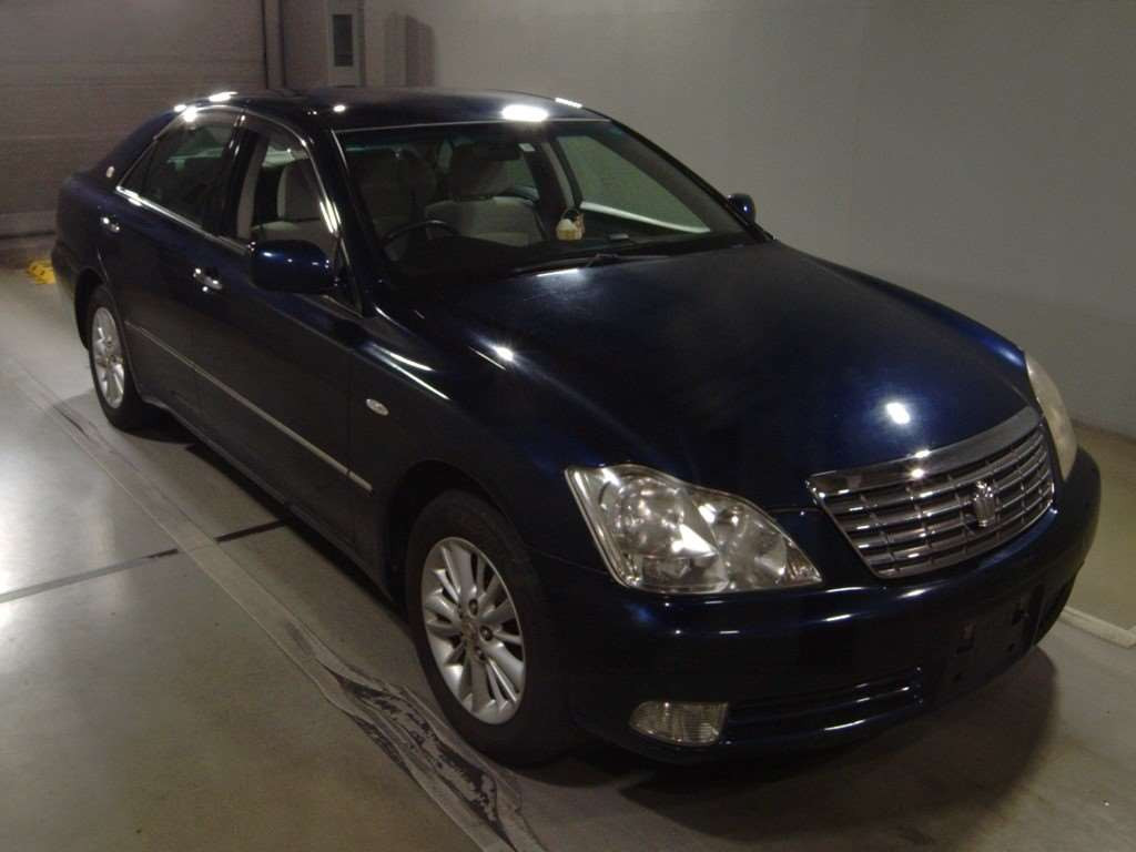 2007 Toyota Crown GRS181[2]