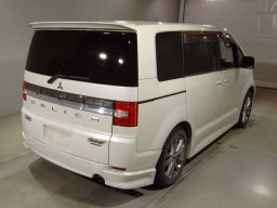 2008 Mitsubishi Delica D5