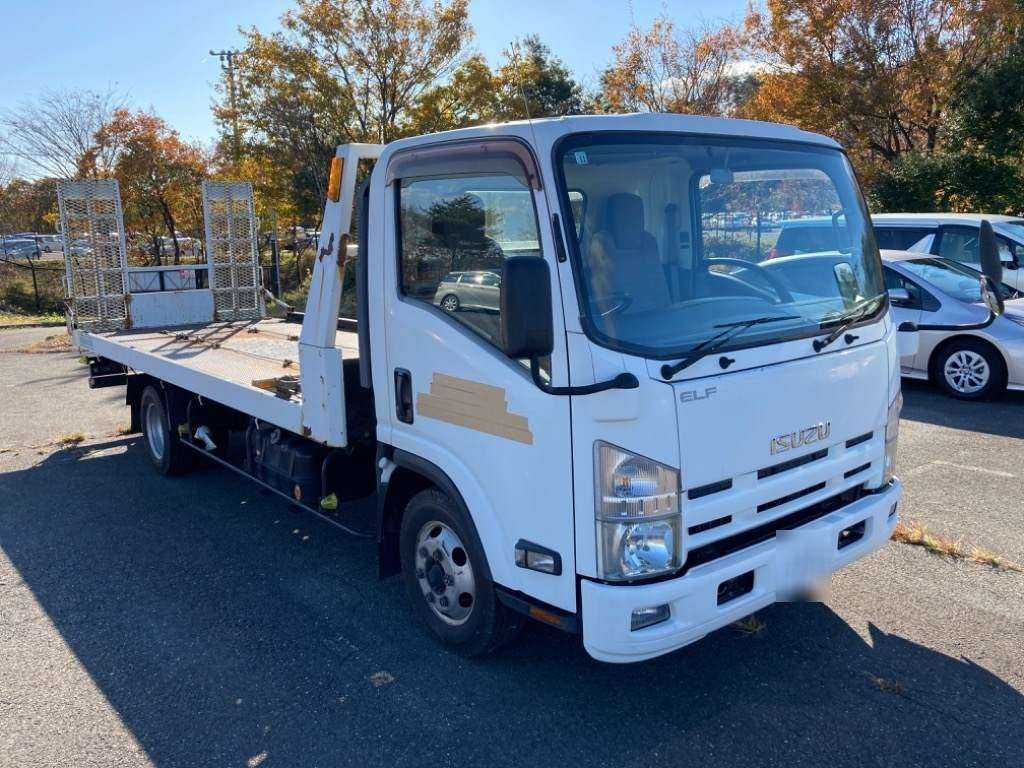 2012 Isuzu Elf Truck NPR85AN[2]