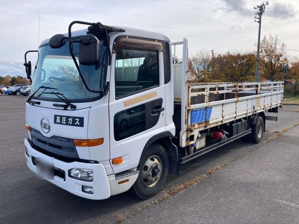 2011 UD Trucks condor MK38L[0]