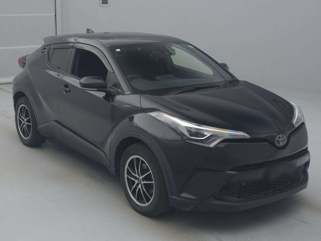 2019 Toyota C-HR NGX50[2]