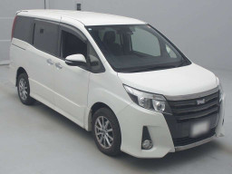 2016 Toyota Noah