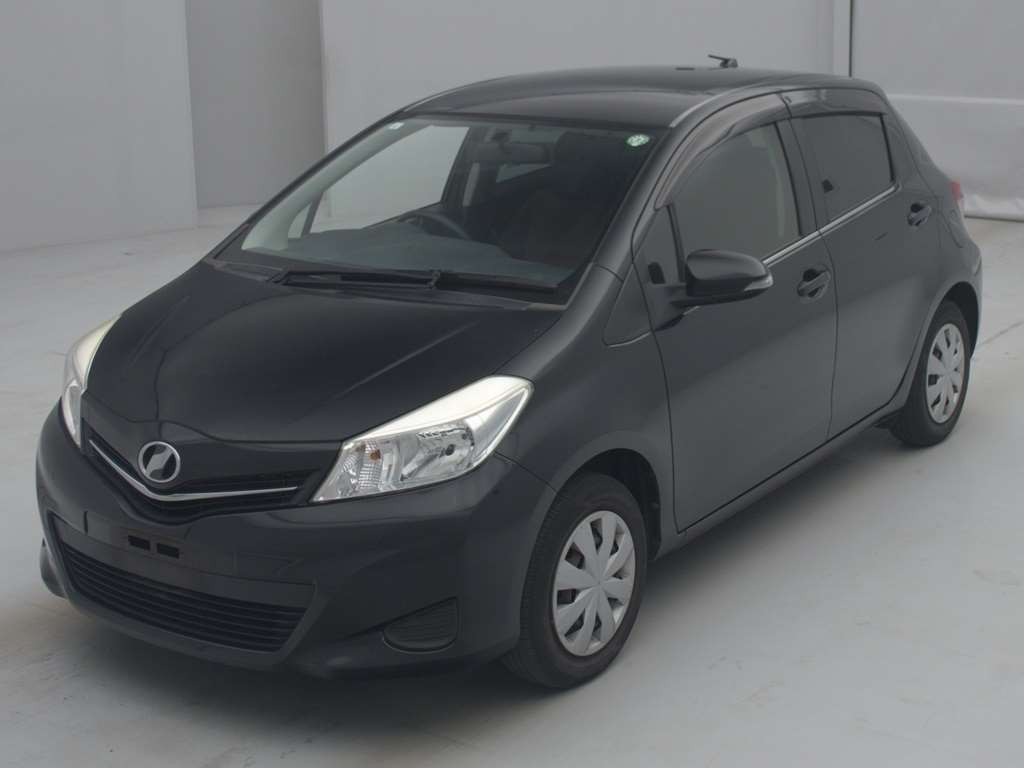 2011 Toyota Vitz KSP130[0]