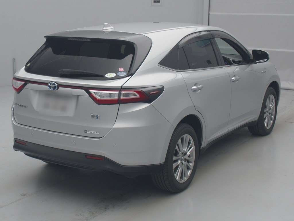 2018 Toyota Harrier Hybrid AVU65W[1]