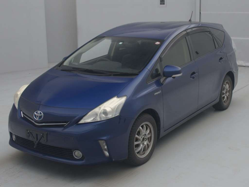 2012 Toyota Prius alpha ZVW41W[0]