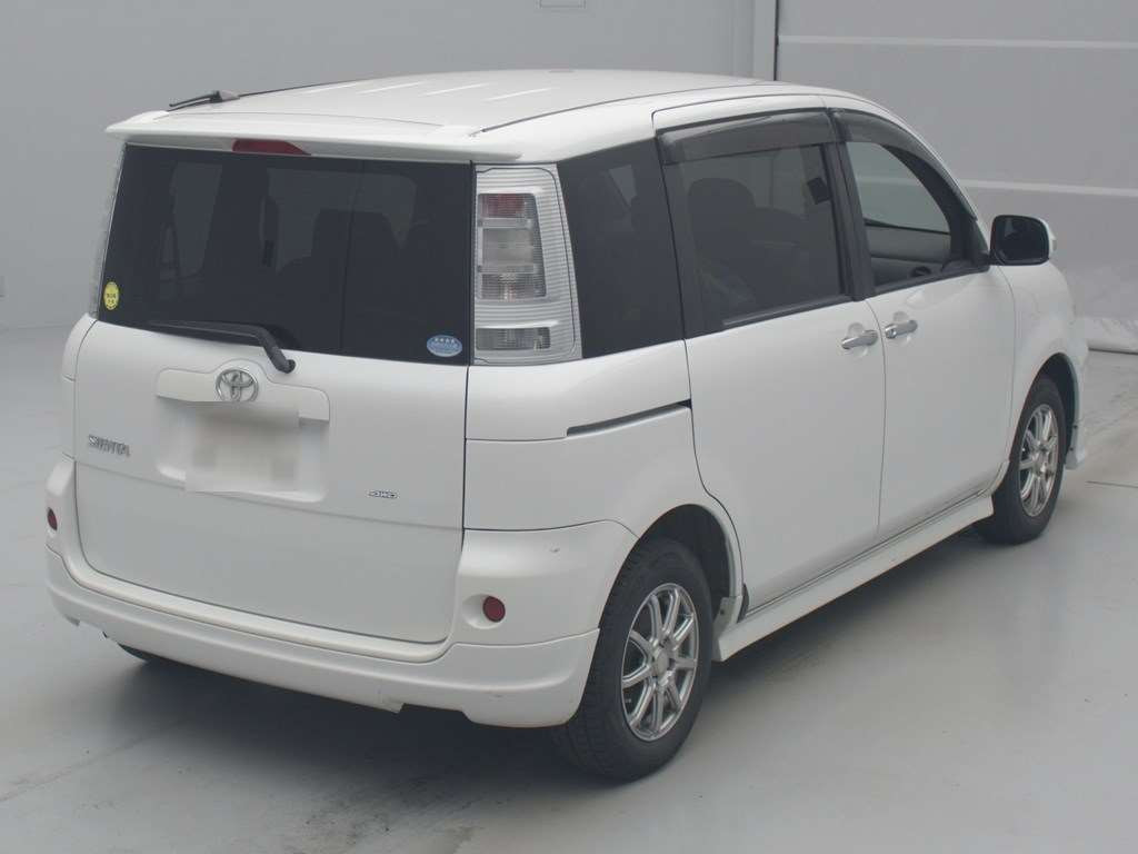 2013 Toyota Sienta NCP85G[1]