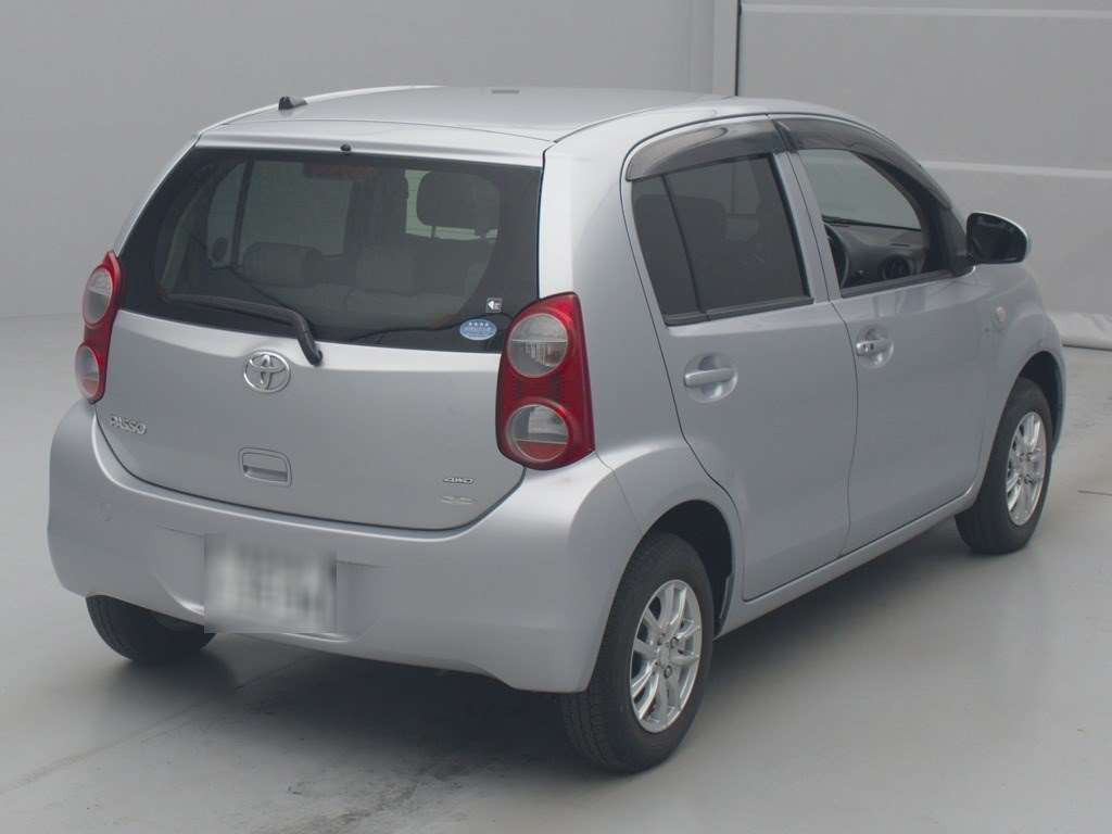 2014 Toyota Passo KGC35[1]