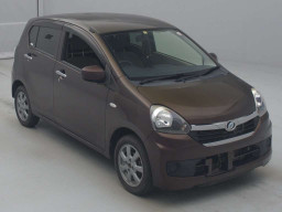 2016 Daihatsu Mira es