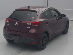 2017 Mazda Demio