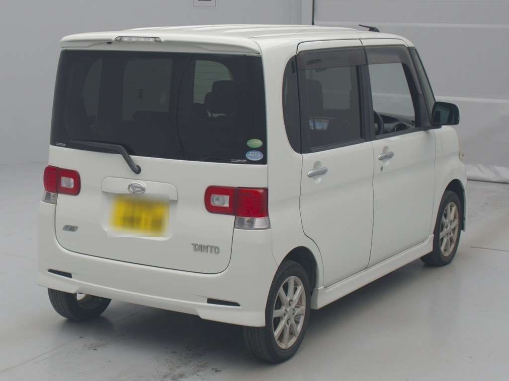 2012 Daihatsu Tanto L375S[1]