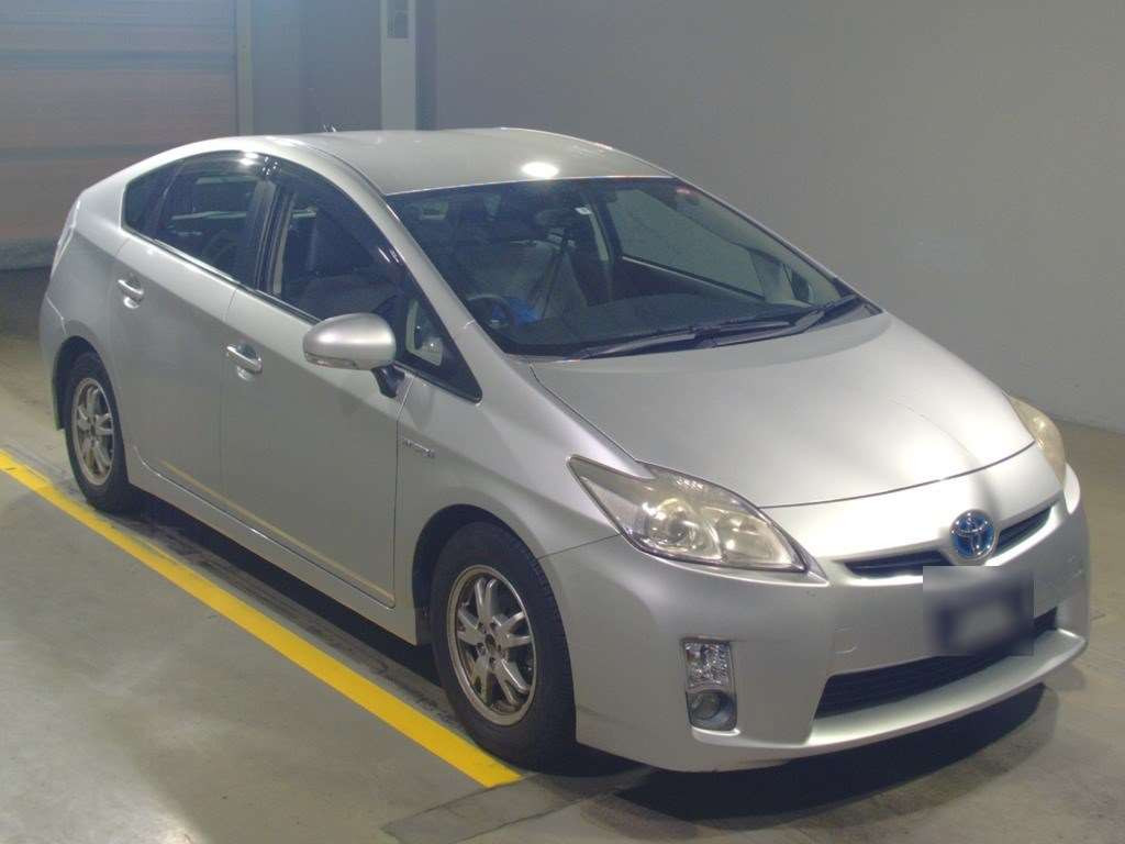 2009 Toyota Prius ZVW30[2]