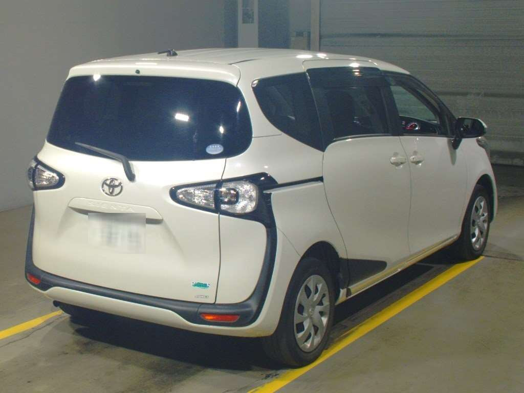 2016 Toyota Sienta NCP175G[1]