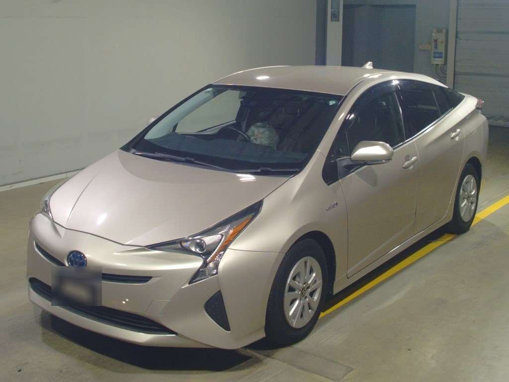 2016 Toyota Prius ZVW50[0]