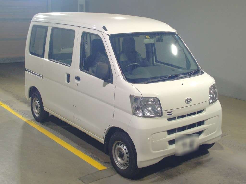 2016 Daihatsu Hijet Cargo S321V[2]