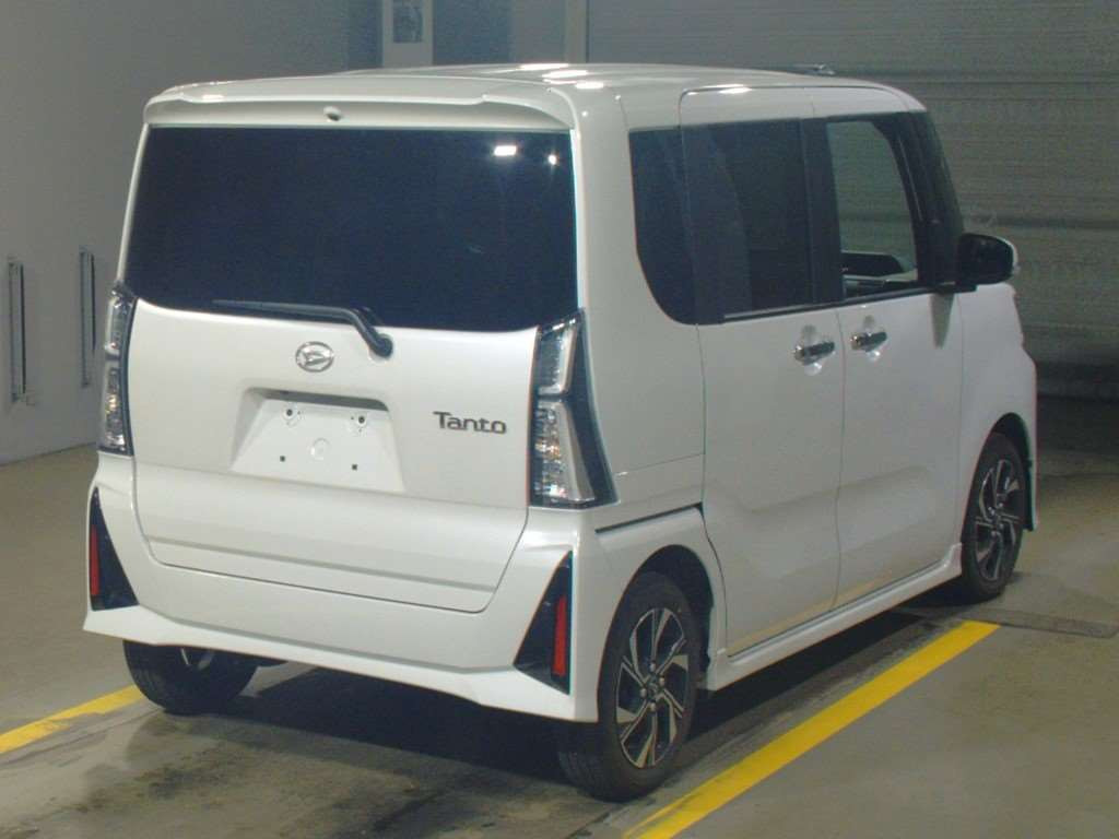 2023 Daihatsu Tanto LA650S[1]