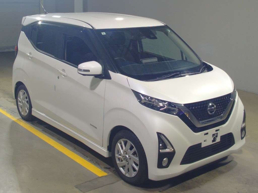 2019 Nissan DAYZ B44W[2]