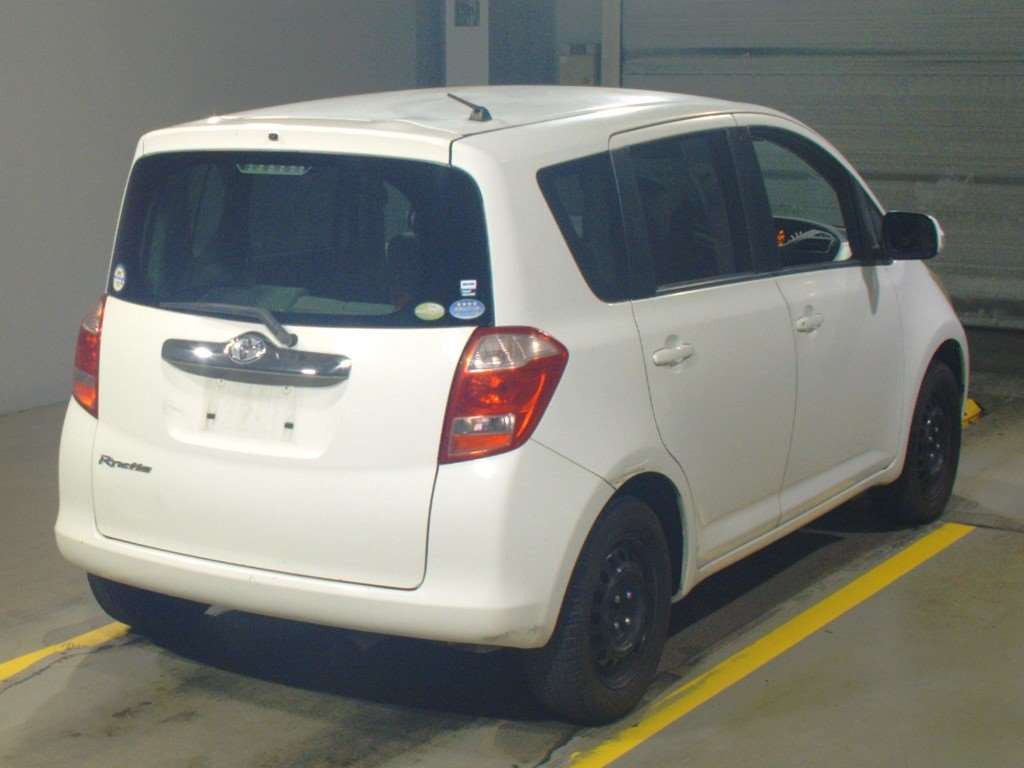 2007 Toyota Ractis SCP100[1]